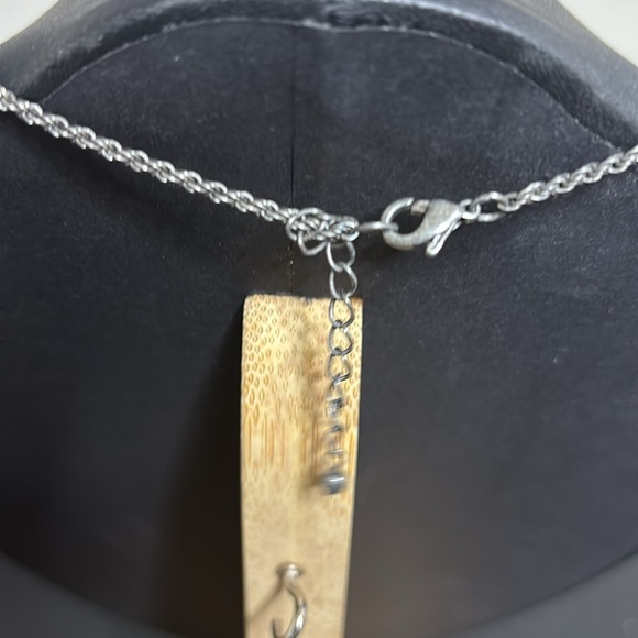 Cameo Necklace Earrings Jewelry Set​ - Picture 6 of 11